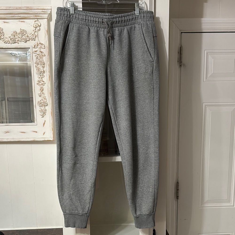 Puma Gray Sweatpants with Elastic Cuffs and Drawstring Waistband Very Nice!